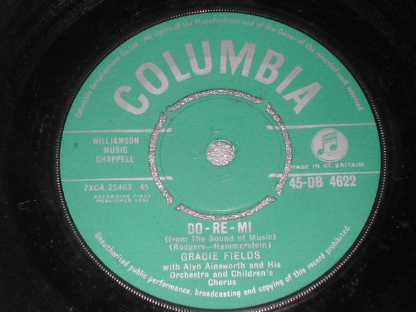 Gracie Fields, The Alyn Ainsworth Orchestra, The Children's Chorus - Do - Re - Mi