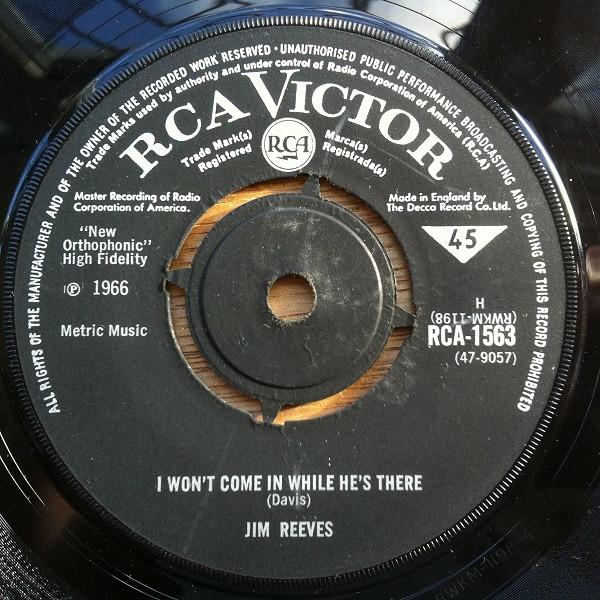 Jim Reeves - I Won't Come In While He's There / Maureen